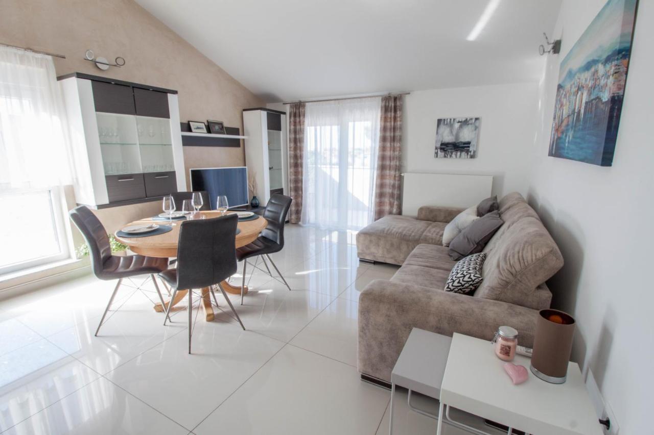 Apartment Nebo Ii Pula
