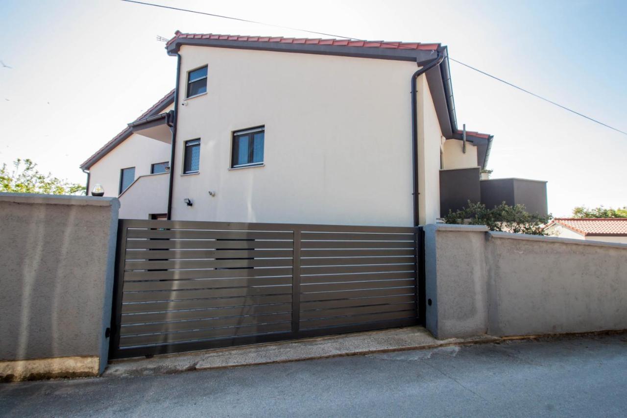 Apartment Nebo Ii